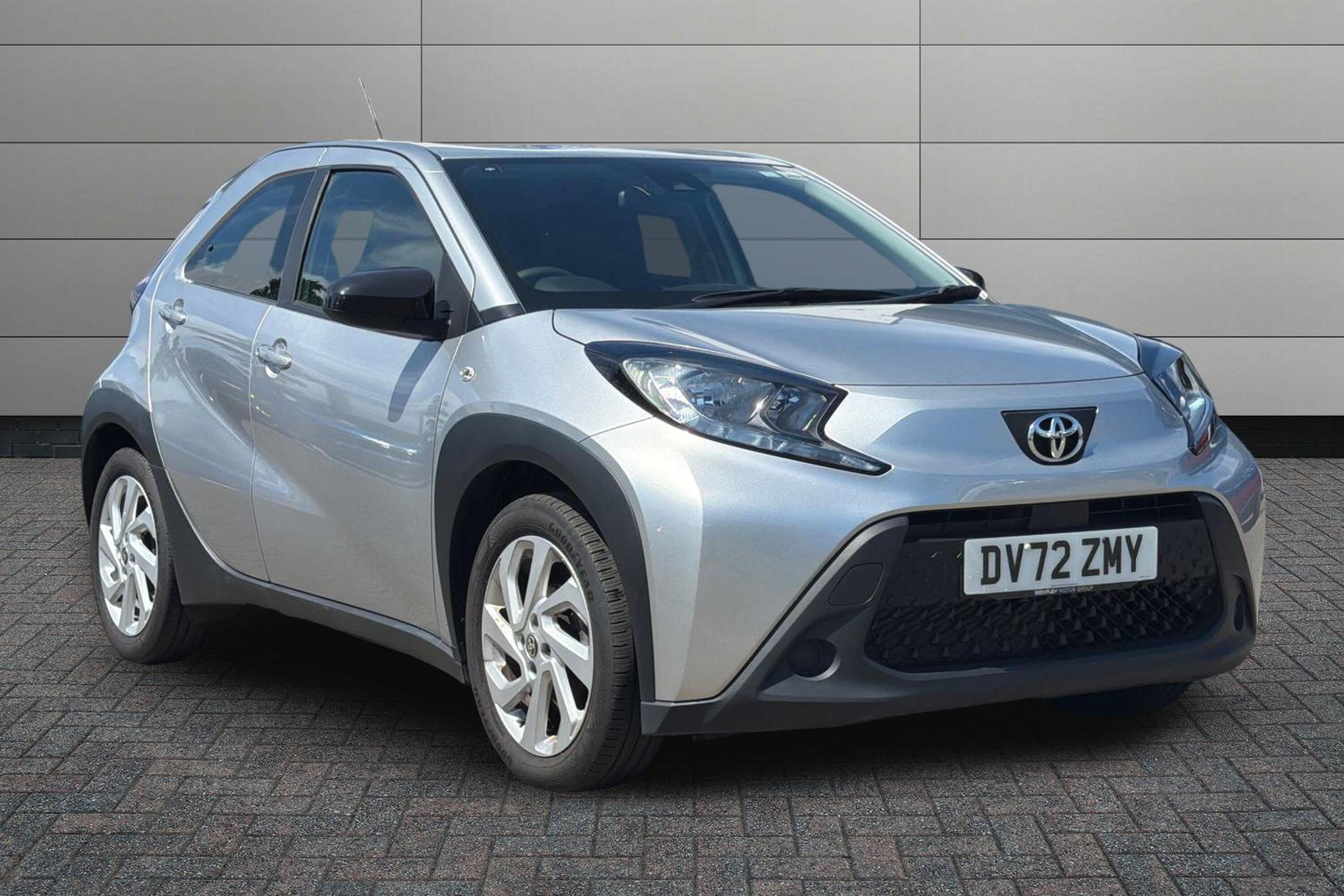 Toyota Aygo X 1.0 VVT-i Pure 5dr Toyota Aygo X 1.0 VVT-i Pure 5dr — photograph from Ocean Ford