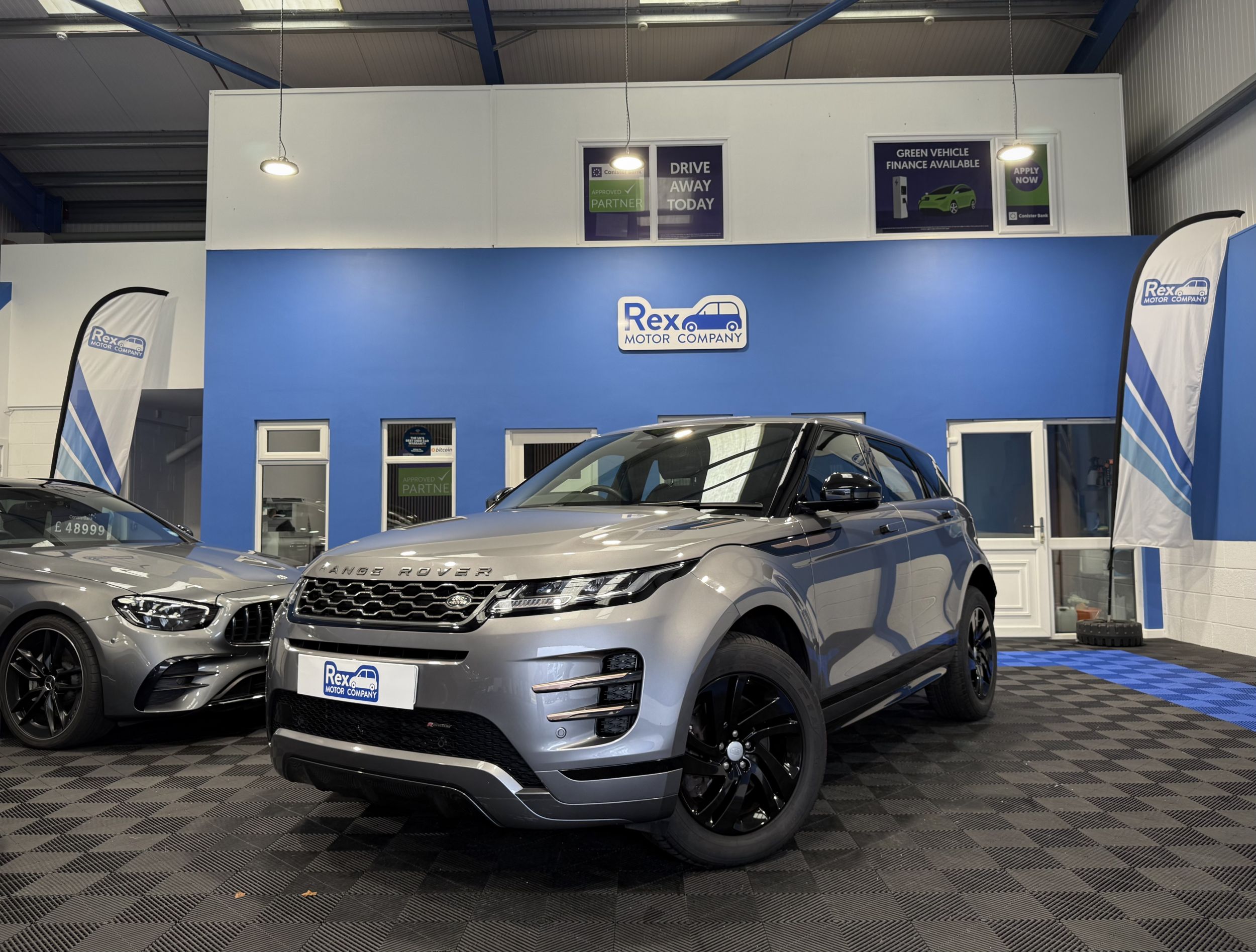 Land Rover Range Rover Evoque 2.0 D200 R-Dynamic S 5dr Auto FOR SALE - £22,850 — photograph from Rex Motor Company