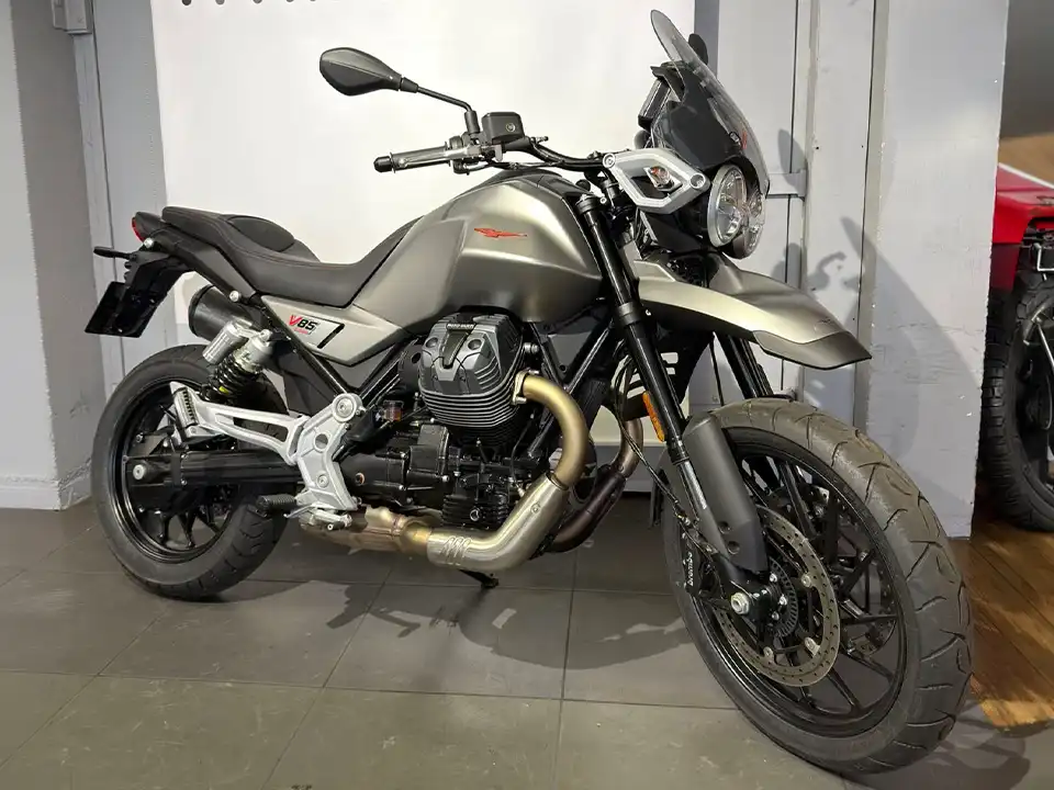 Moto Guzzi V85 Strada — photograph from INMOTION