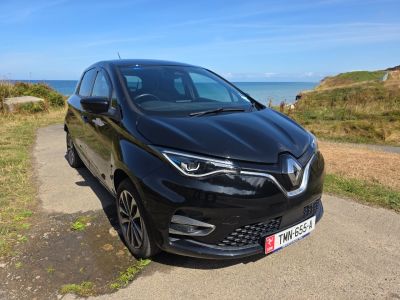 2022 (22) Renault Zoe 100kW GT Line + R135 50kWh Rapid Charge 5dr Auto - 2022 (22) — photograph from BCC Cars