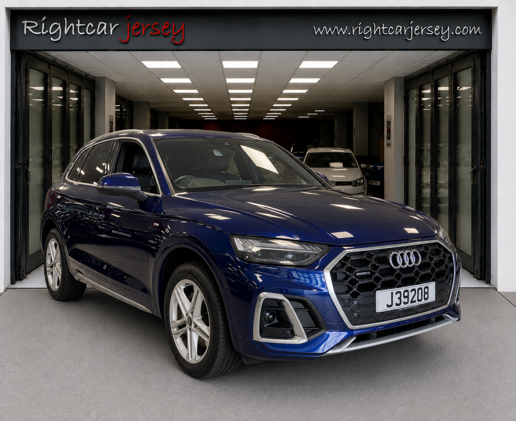 AUDI Q5 SUV 2.0 TFSIe 50 S line Quattro PHEV (2023) — photograph from Rightcar Jersey