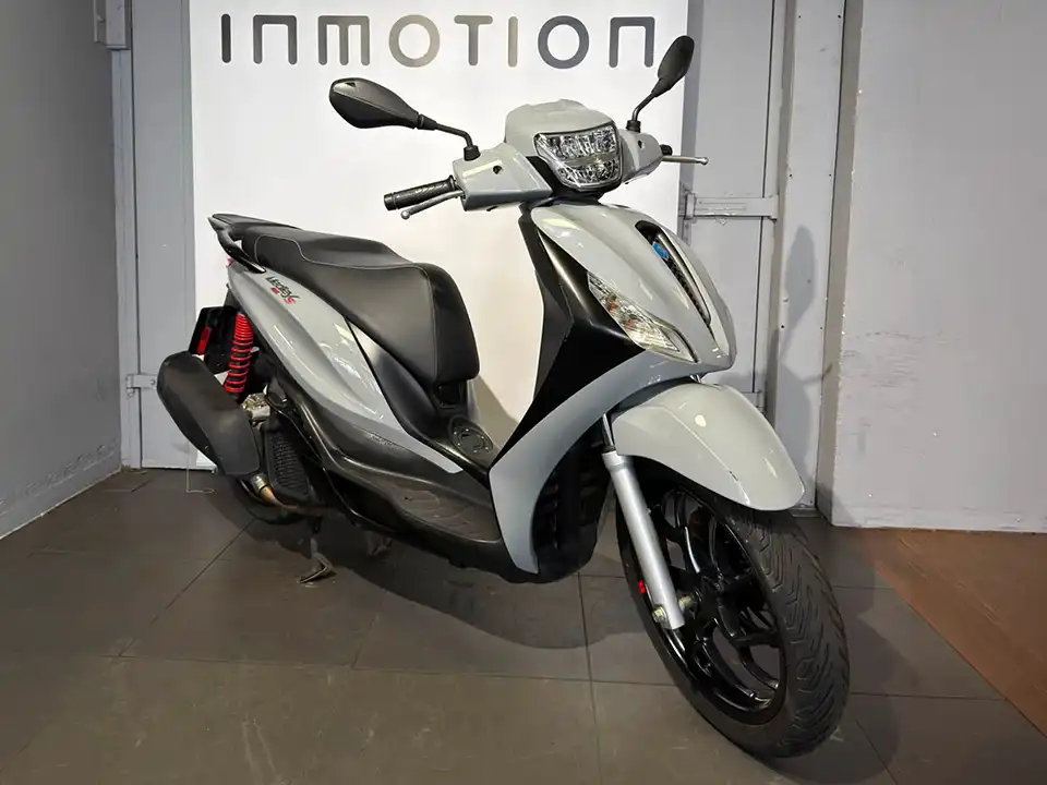 Piaggio Medley S 125 — photograph from INMOTION