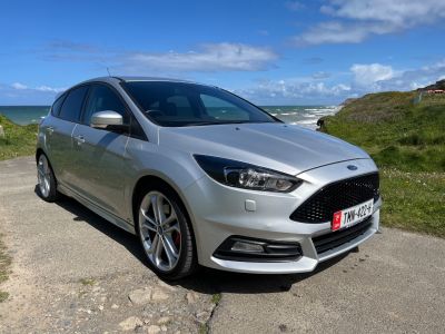 2017 (17) Ford Focus 2.0T ST-3 5dr INC MONTUNE MR 275 - 2017 (17) — photograph from BCC Cars