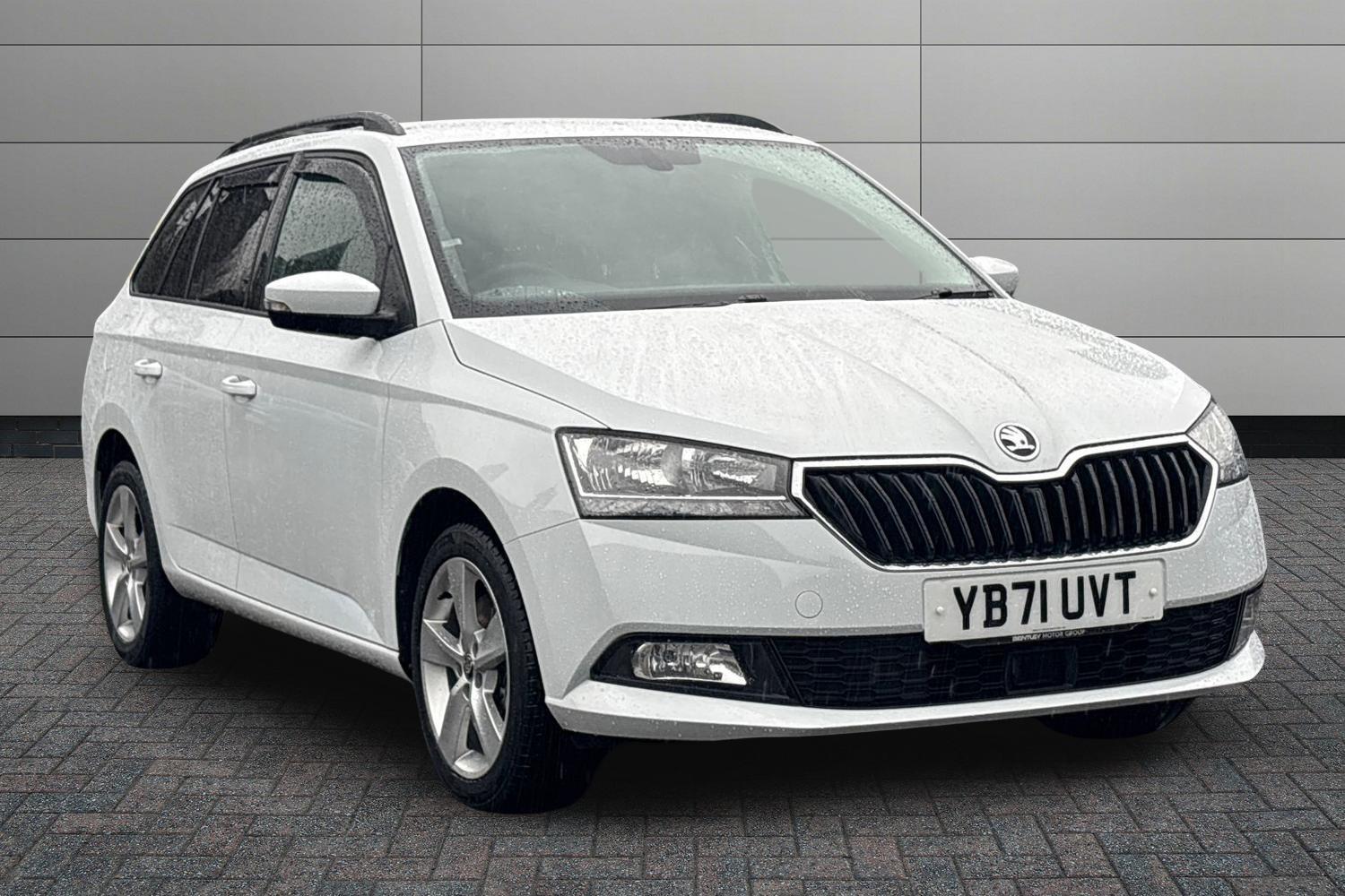 skoda FABIA 1.0 TSI SE L DSG Euro 6 (s/s) 5dr This 2022 Skoda Fabia TSI SE L presents an exceptional ownership proposition with its remarkably low mileage of just 22,574 miles, having been cherished by only one owner since new. This Euro 6 — photograph from Ocean Ford